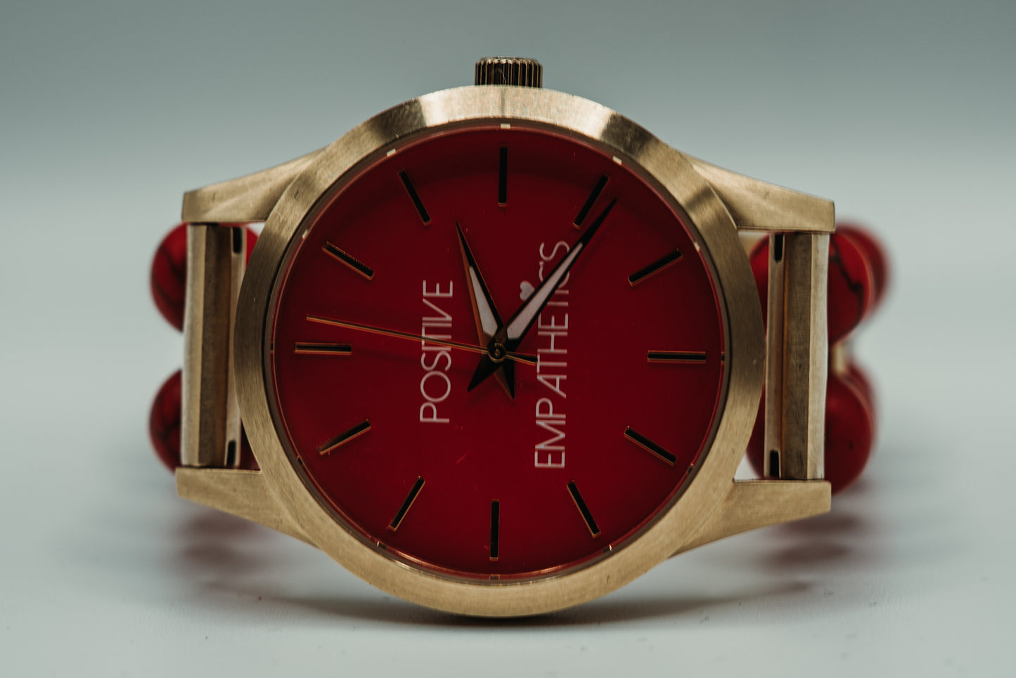 Gold / Riverstone Red